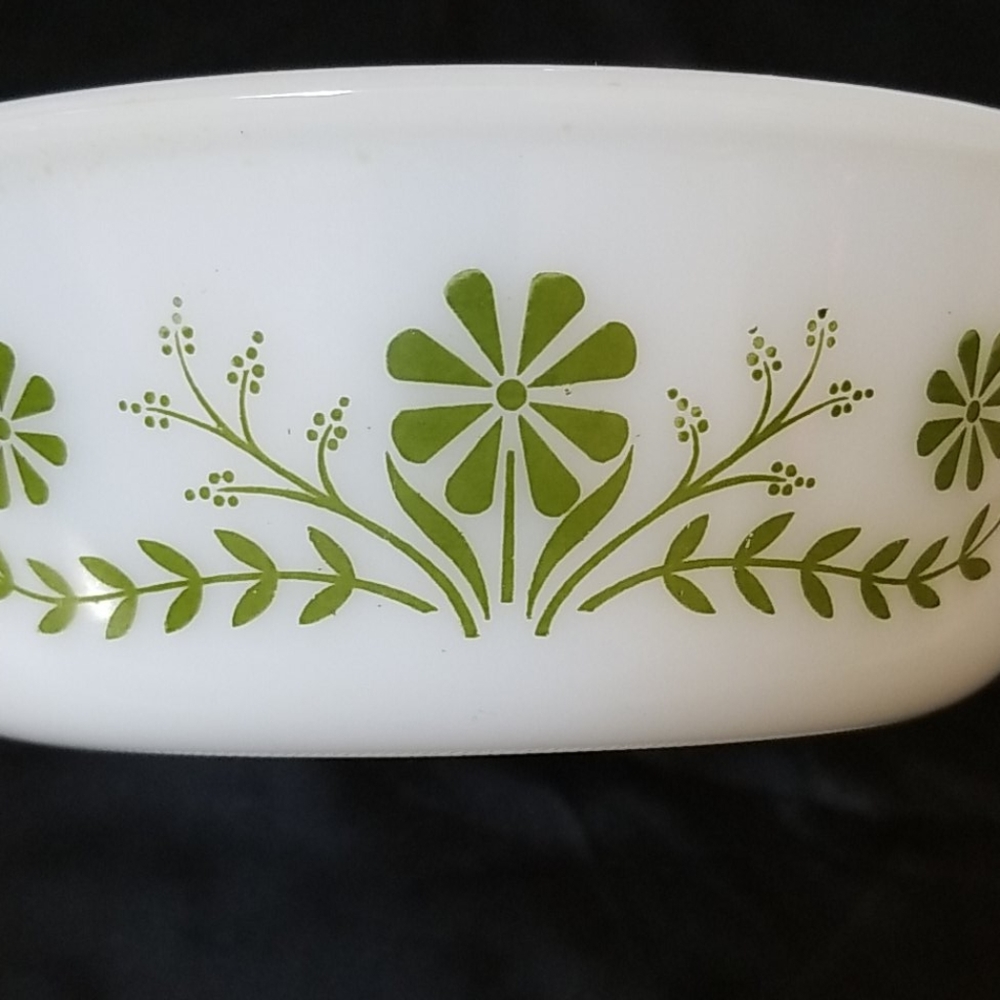 🥘VINTAGE 1.5 QT GLASBAKE CASSEROLE - Picture 4 of 4